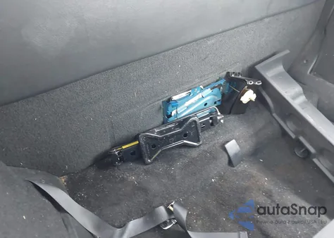 2000 Chevrolet S-10 Ls from USA, damaged, VIN 1GCCS19W6YK228427